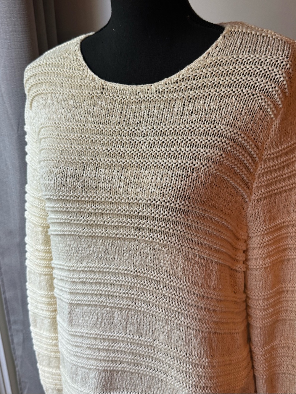 Dana Buchman Cream Textured Knit Scoop Neck Sweater large - Picture 2 of 7